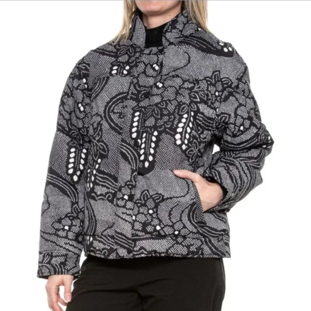 Sz XS NWOT FP Movement Bunny Slope Ski Puffer Jacket Black and White Free People